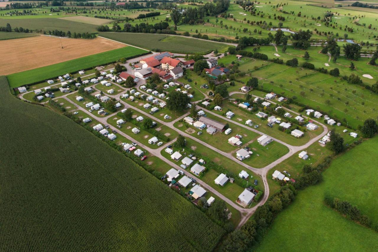 Hotel Preishof Kirchham Extérieur photo