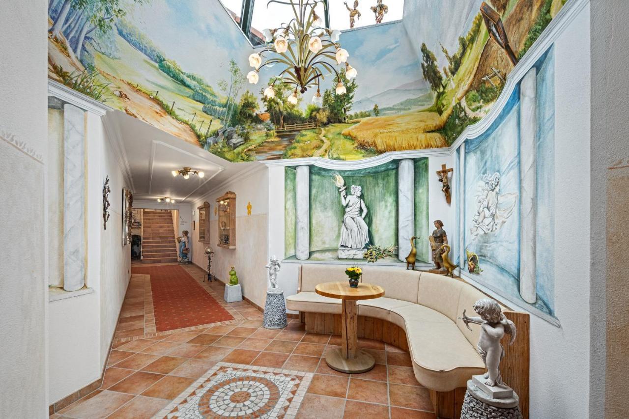Hotel Preishof Kirchham Extérieur photo